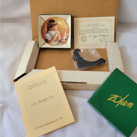 Rare Pemberton & Oaks "I'm Thankful Too" Vintage Mini Plate Collectible - Picture 5 of 5